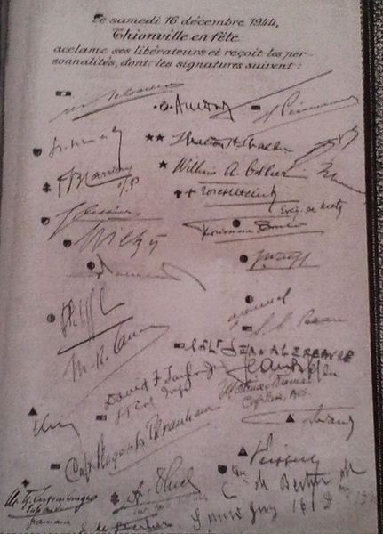 Fichier:Livre d'Or.jpg