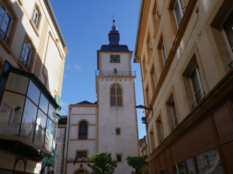 Fichier:Beffroi de Thionville.jpg