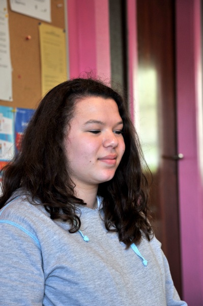 Fichier:Perrine et Sonia – wikithionville 17 juin 2016 © alain dodeler (6).JPG